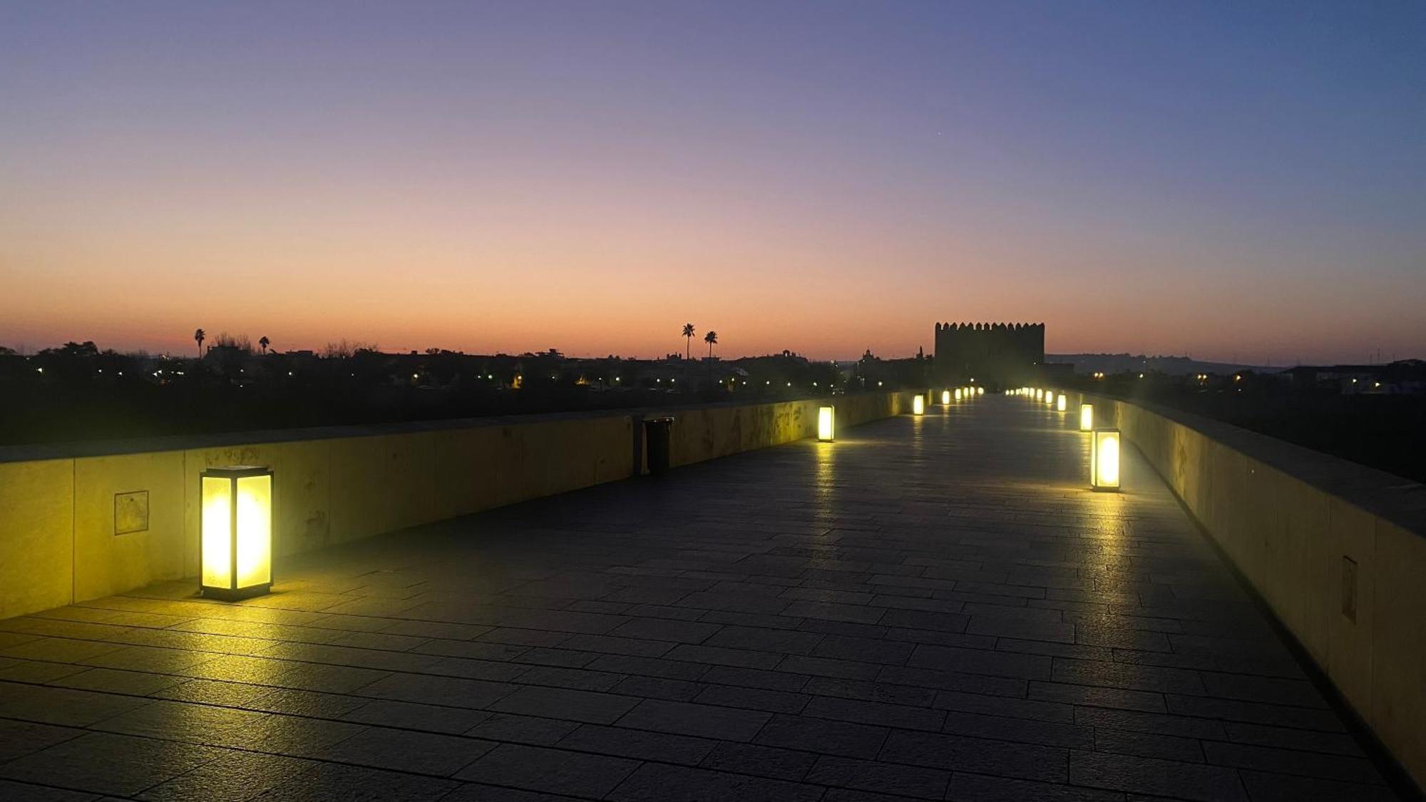Duplex Junto Al Puente Romano Con Gran Terraza Y Parking Privado Córdoba Buitenkant foto