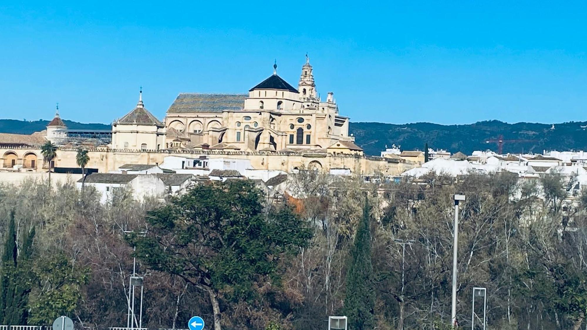 Duplex Junto Al Puente Romano Con Gran Terraza Y Parking Privado Córdoba Buitenkant foto